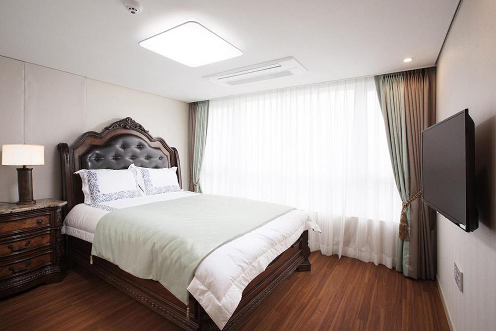 Crown Harbor Hotel Пусан Экстерьер фото