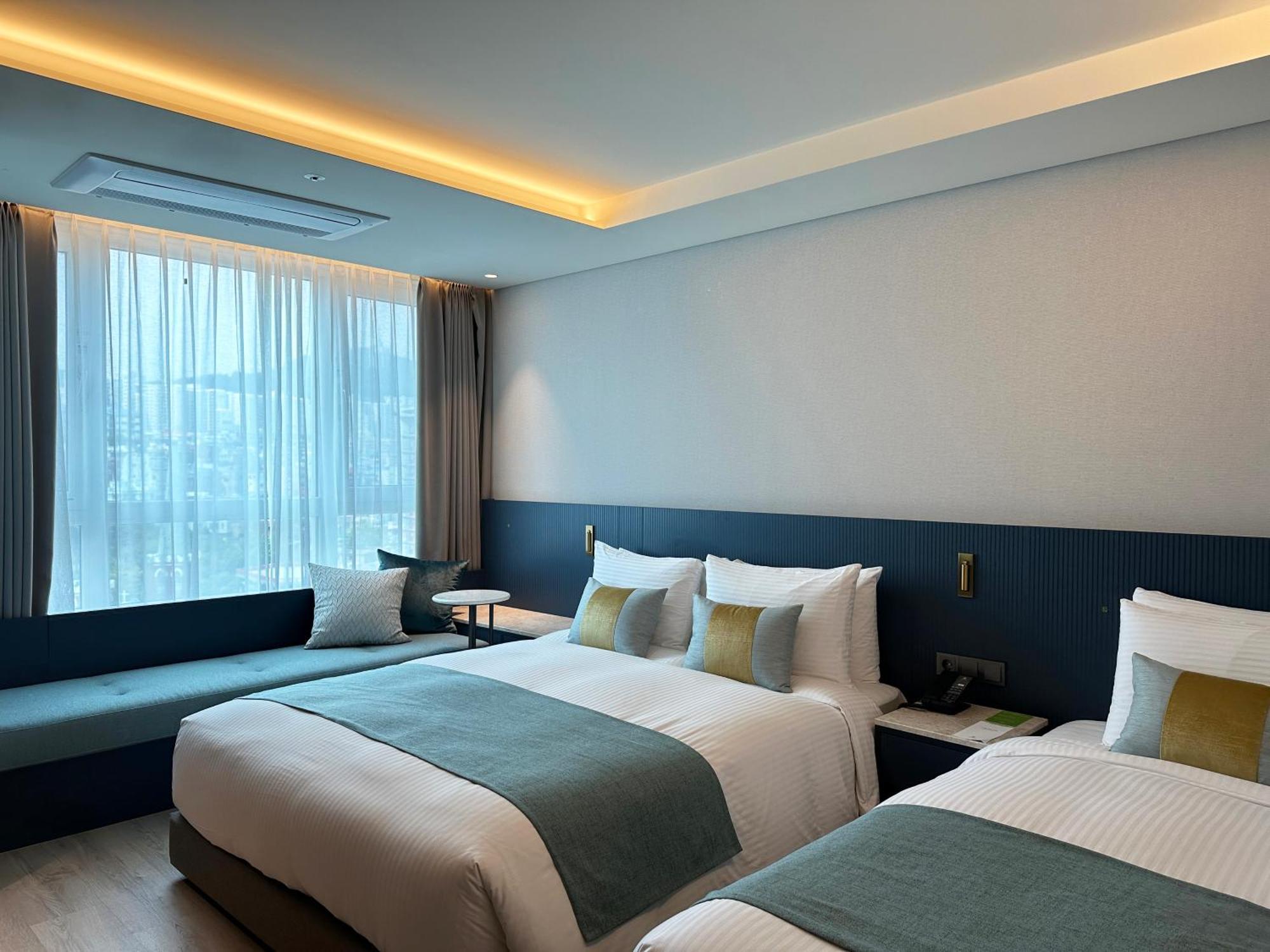 Crown Harbor Hotel Пусан Экстерьер фото